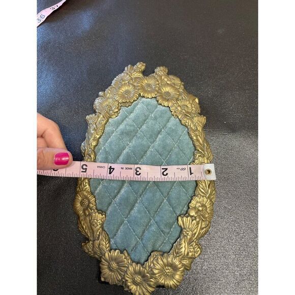 Vintage Floral Oval Picture Frame Padded Front Brooch Board Sewing Needle Holder - Picture 4 of 6